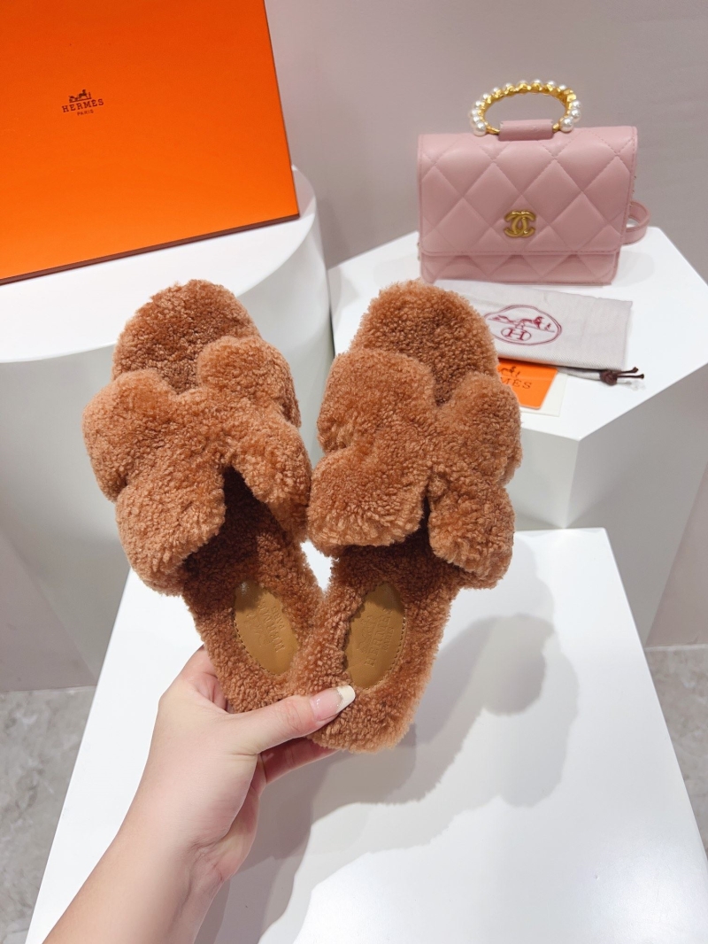 Hermes Slippers